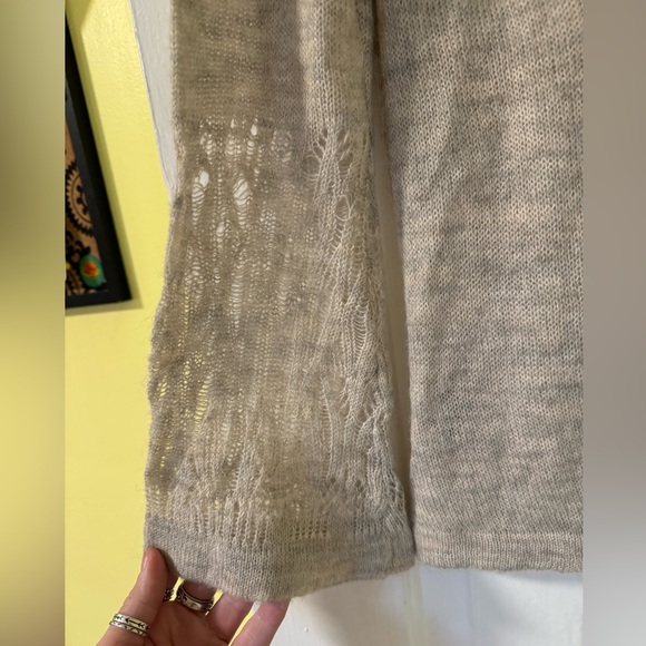 Simply Vera Wang Boho Crocheted Detailing Flared Long Sleeve Sweater• Large - Picture 7 of 7